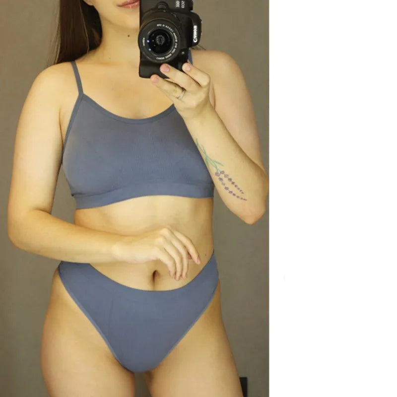 Seamless Ribbed Wireless Bralette Tank – Unlined Stretch Crop Top