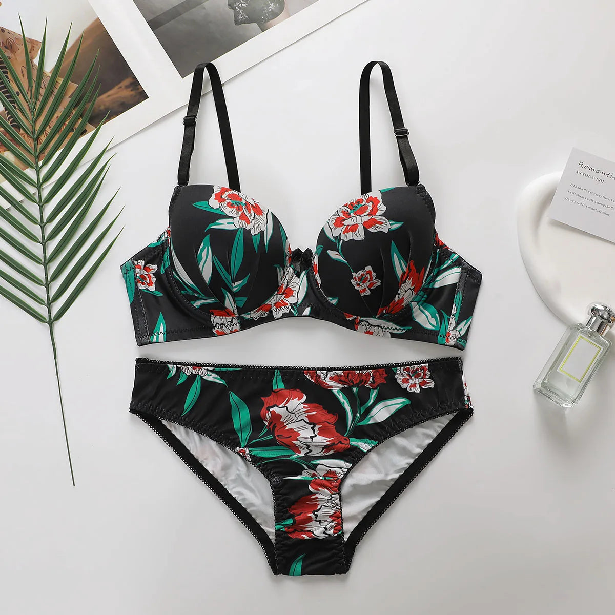 High-Quality Multi-Color Printed Push-Up Bra & Panty Set – Women’s Lingerie Beach Party Bikini