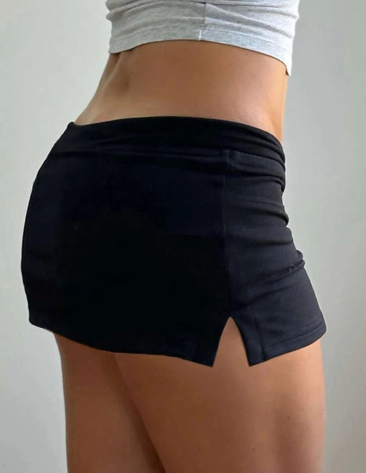 Womens Micro Mini Gym Skirts 2025 Summer Low Waisted Side Slit Yoga Skirt Sexy Drawstring Athletic Skirt