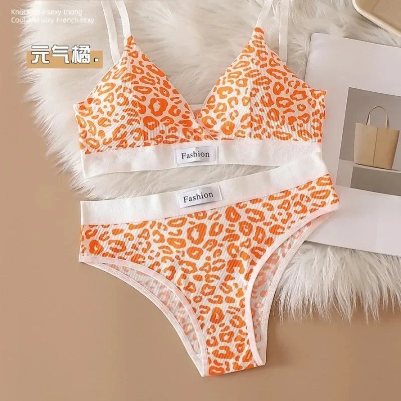 Leopard-Print Traceless Steel-Rim Bra & Underwear Set – Adjustable Strap-Back Support