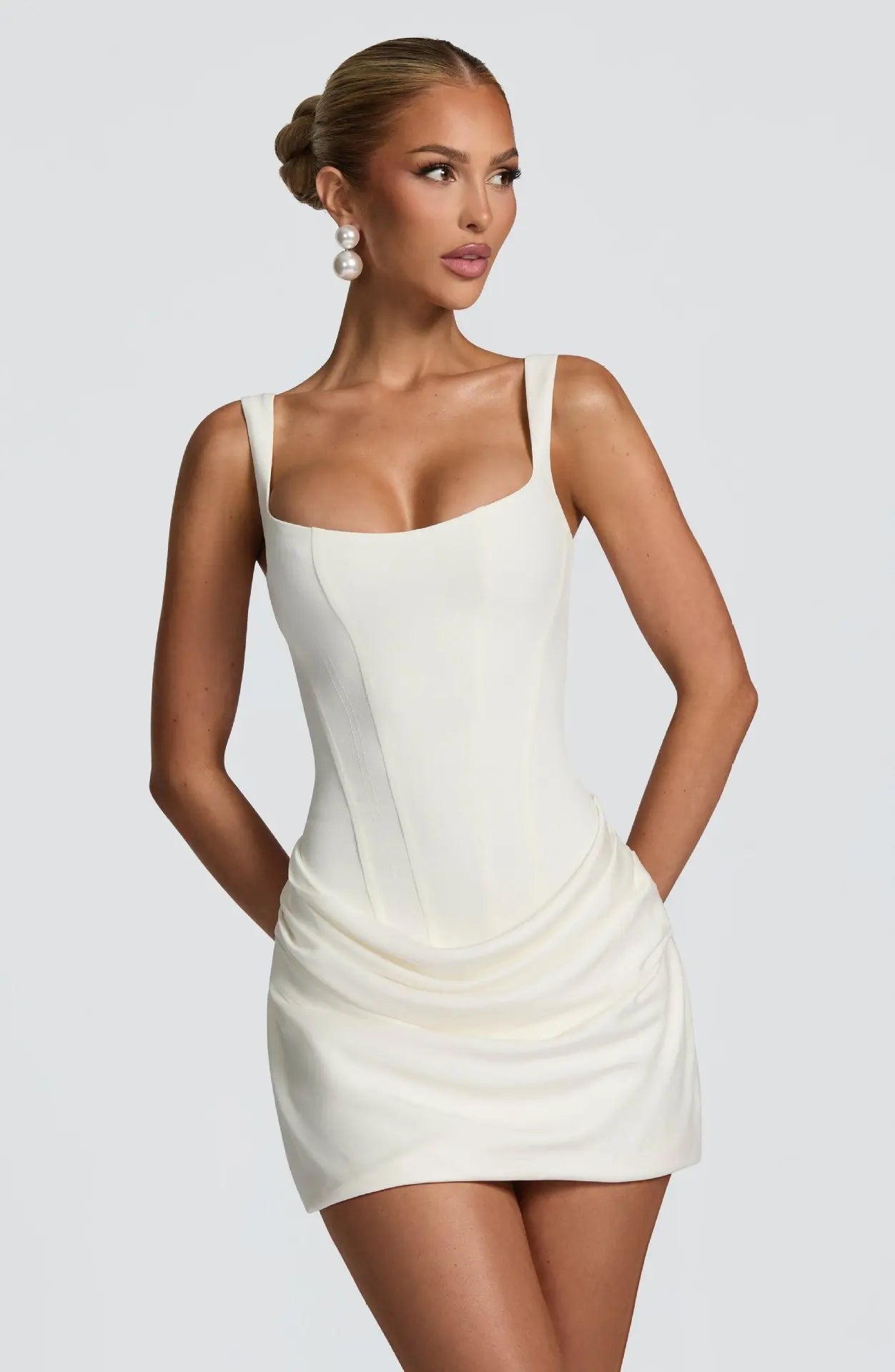 Women Square-neck Halter Mini Dress Sexy Pleated Sleeveless Backless High Waist Bodycon Dresses 2025 New Summer Lady Party Robes