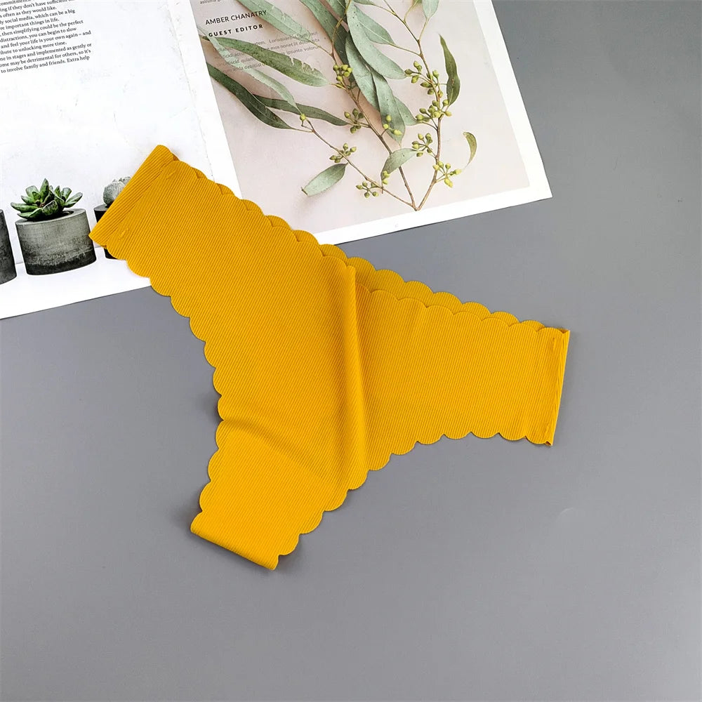 3 Pieces Seamless Thong Panties Pack Women Invisible Thread Ice Silk Sexy G-string Underwear Bikini Brief Plus Size
