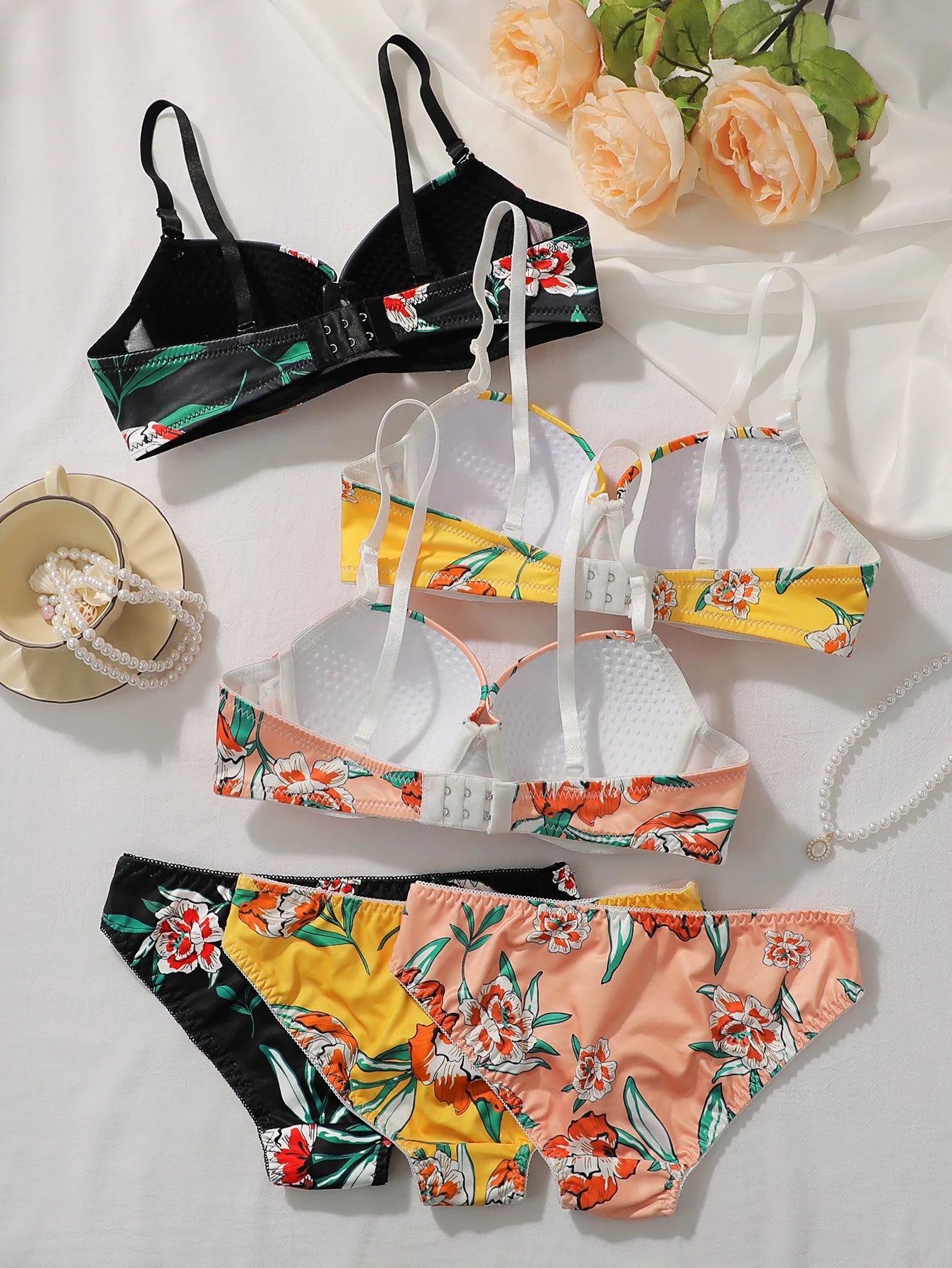 High-Quality Multi-Color Printed Push-Up Bra & Panty Set – Women’s Lingerie Beach Party Bikini