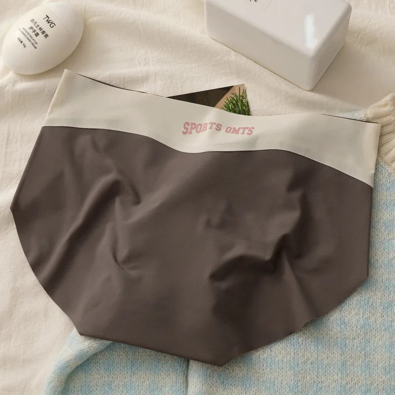 Women’s Ultra-Thin Seamless Invisible Briefs – Summer Sports Panties Comfy Lingerie