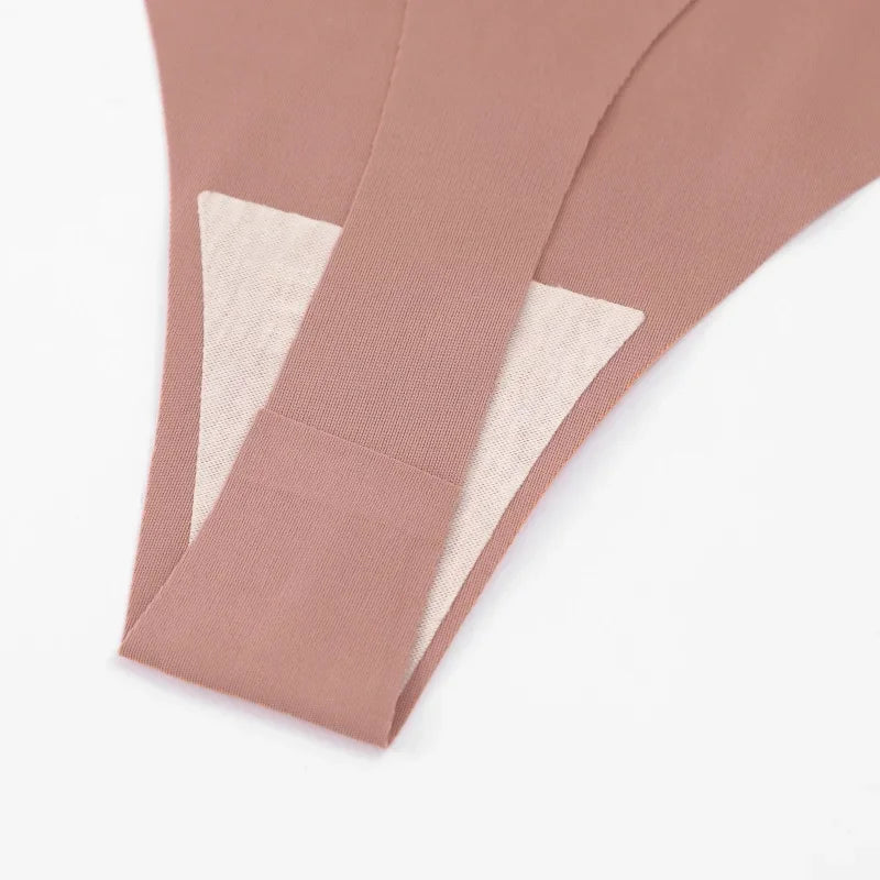 6PCS Seamless Hollow Heart Thong Set – Soft Breathable Hip-Covering Panties for Women