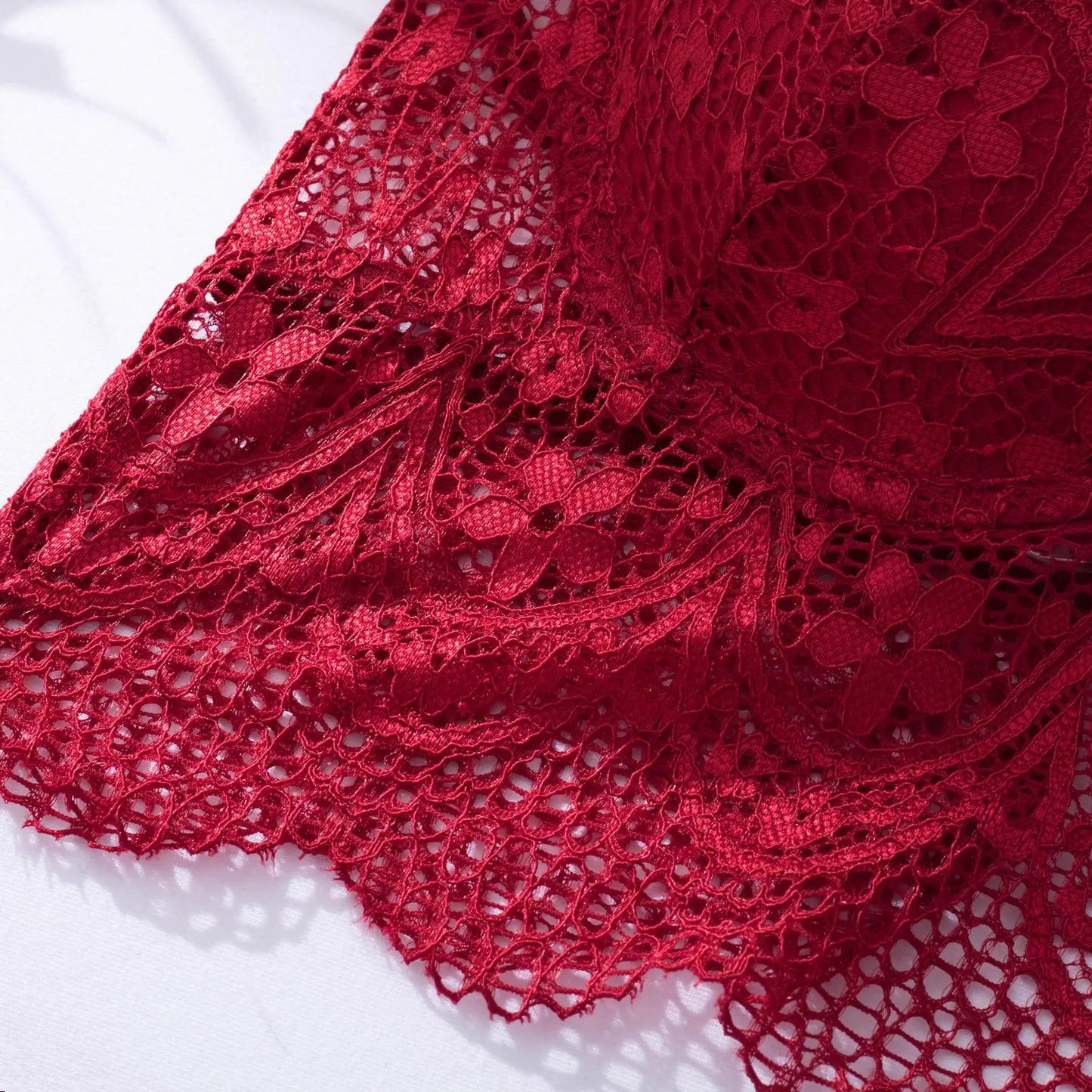 New burgundy hot gathering bra set sexy sheer lace eyelash halterneck bra thong detachable leg ring erotic lingerie
